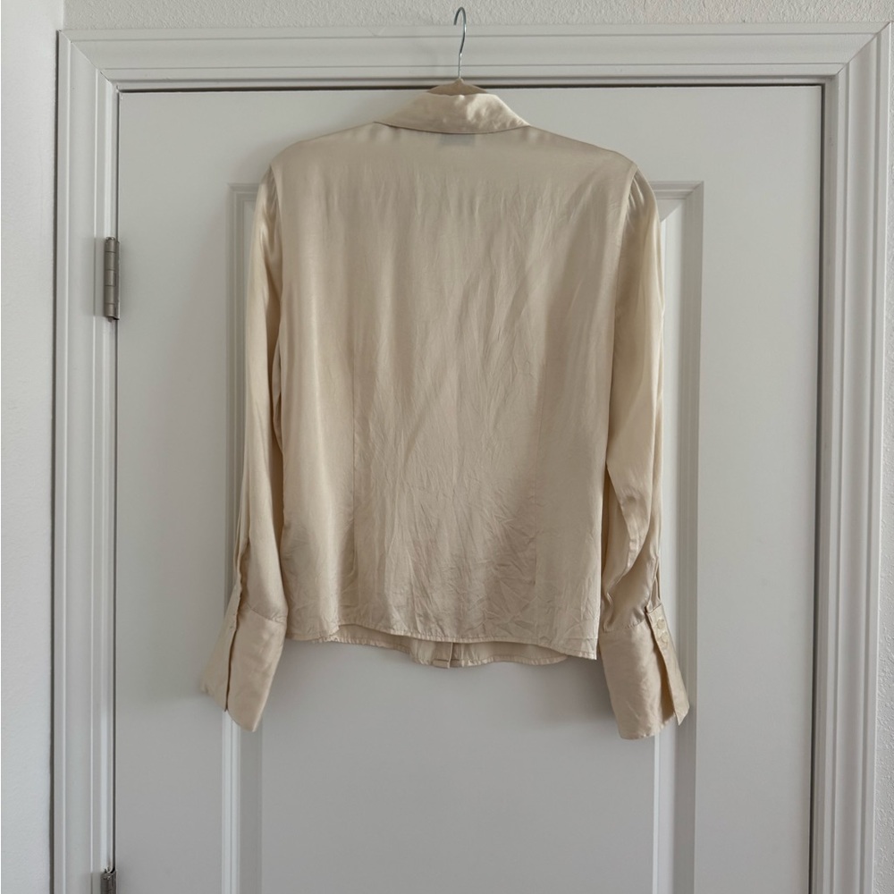 Cream 100% silk Button-Up Blouse - Picture 4 of 4